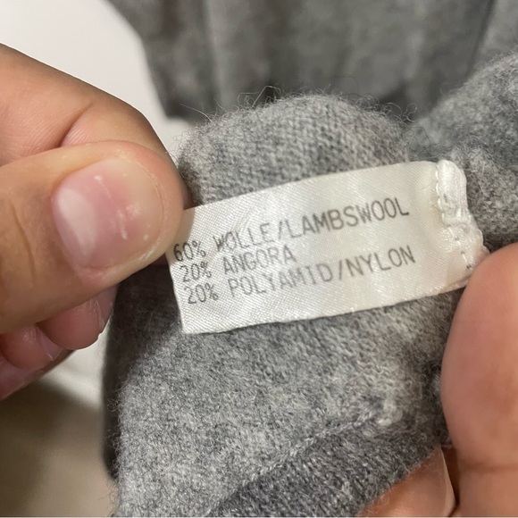 Public Cashmere Touch Lambswool Angora Gray Penguin Print Cardigan Size XL - Picture 7 of 7